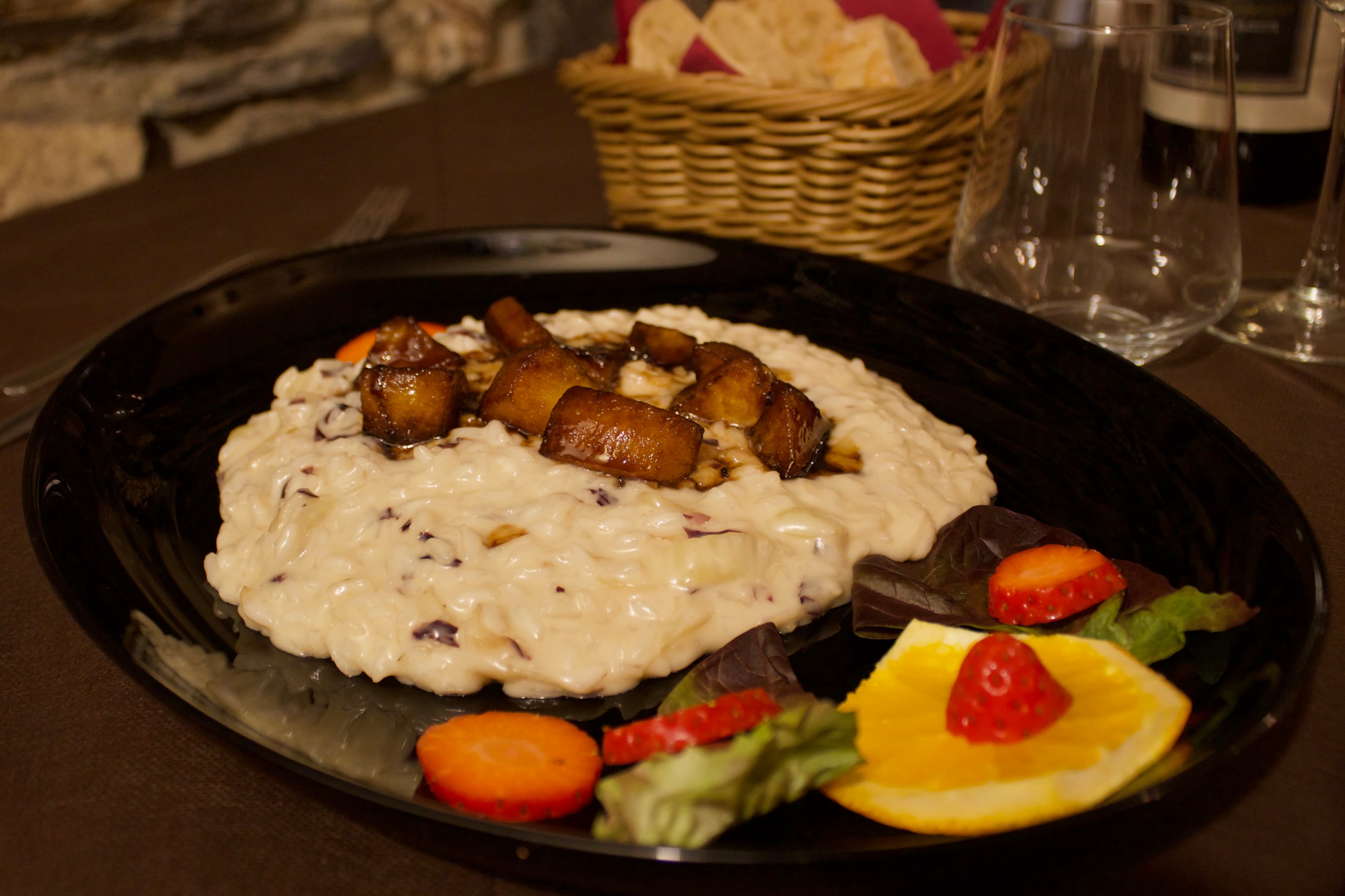 Risotto con Radicchio, Castelmagno e Mele Caramellate